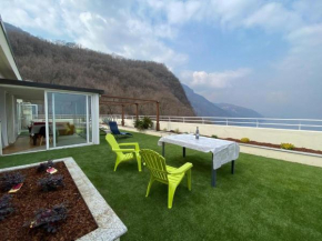 Penthouse with Big Terrace in Residence with Pool